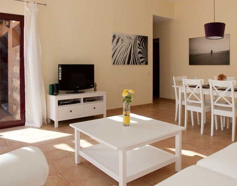 Villas Sol Deluxe คอร์ราเลโฮ ภายนอก รูปภาพ