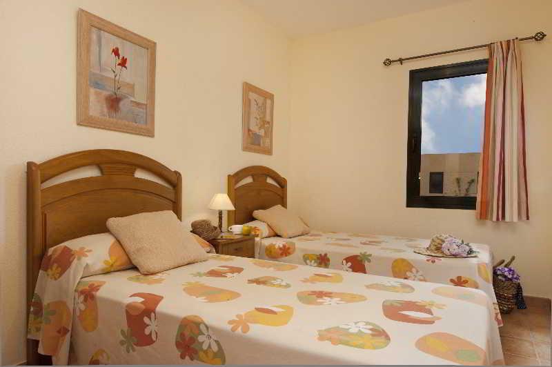 Villas Sol Deluxe คอร์ราเลโฮ ภายนอก รูปภาพ